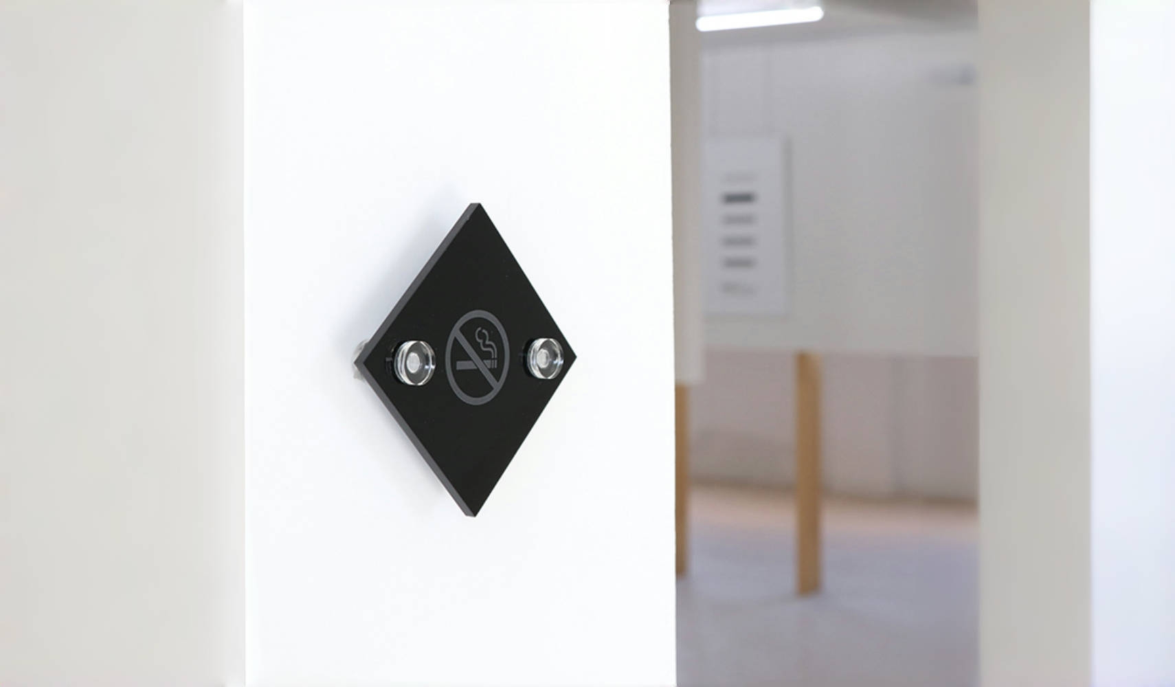 Why Choose Acrylic Standoffs for Your Signs And Displays?